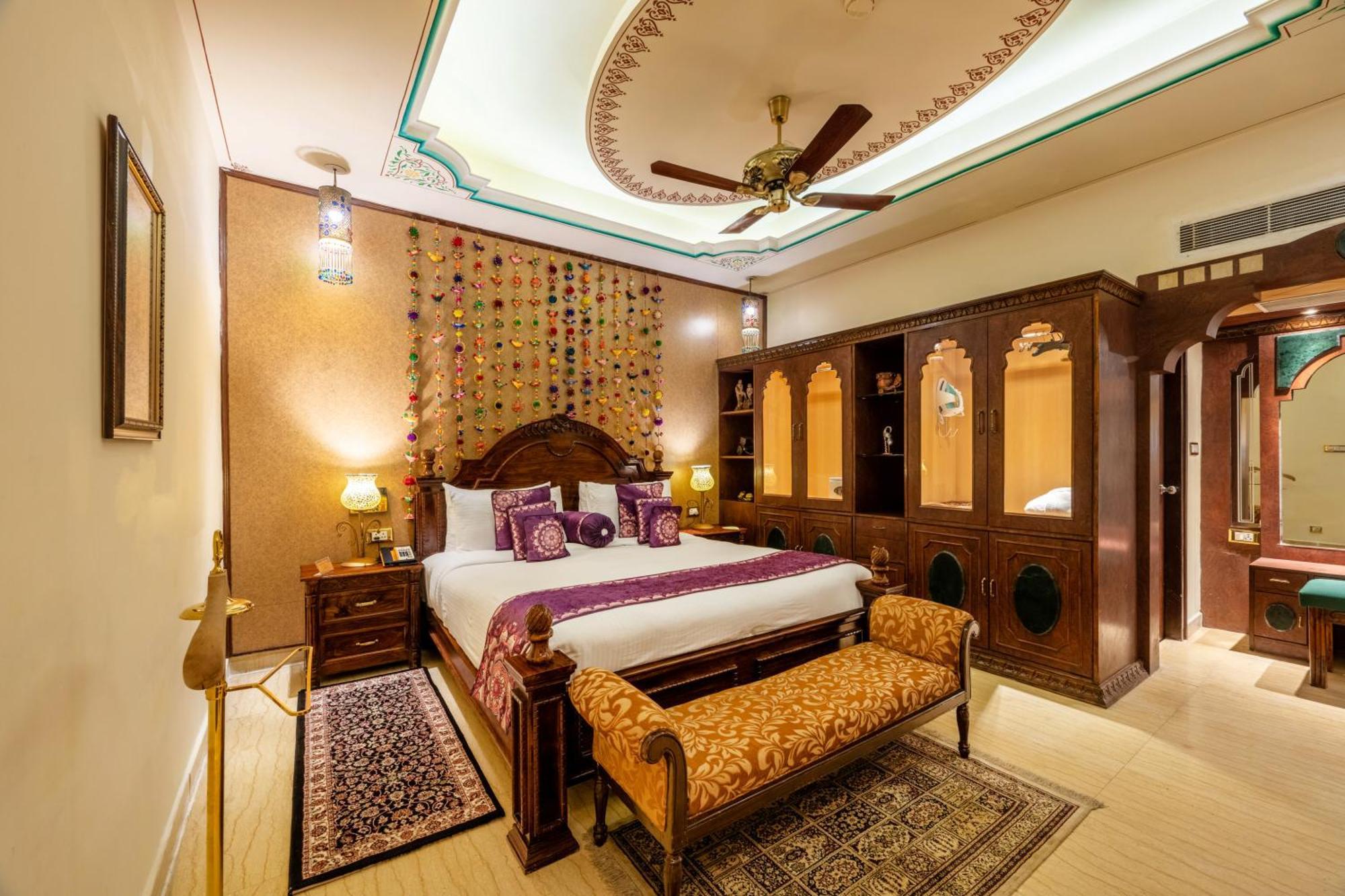 Chokhi Dhani The Ethnic 5 Hotell Jaipur Exteriör bild